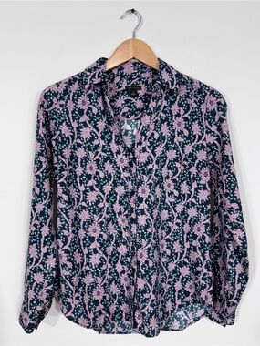 WSH14 {Ann Taylor} Purple Blue Delicate Floral Print V-Neck Button Down Blouse